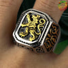 Bague Lion of Juda paasé au doigt en gros plan | Magasin Rasta en Ligne