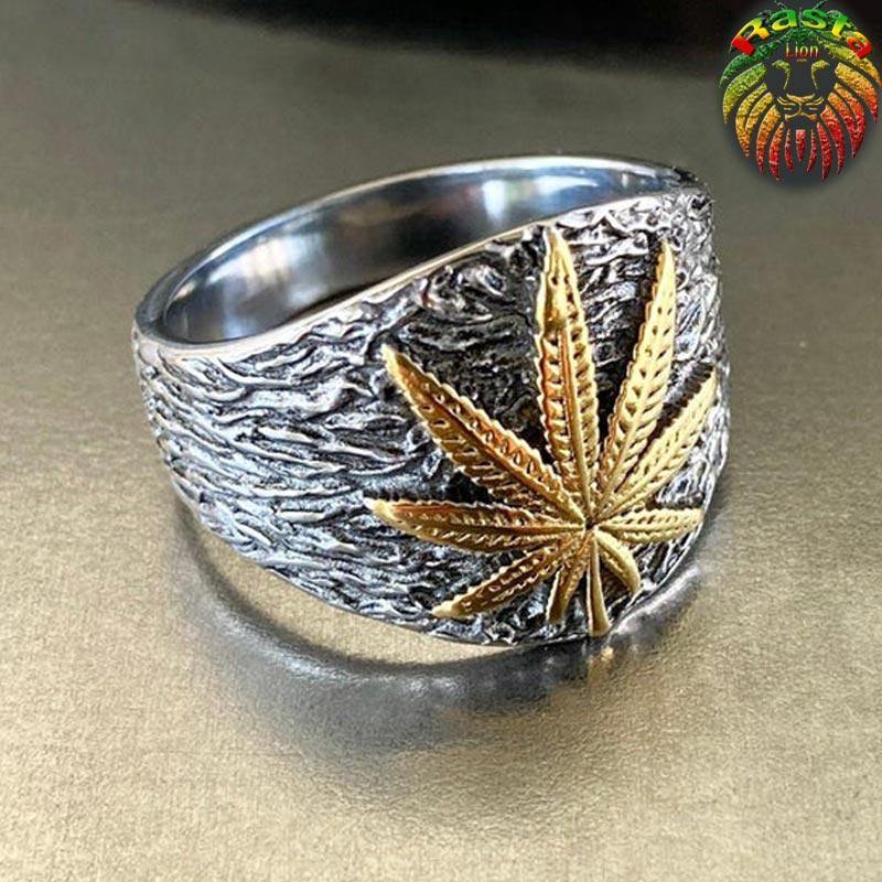 Bague Feuille de chanvre posé sur table | Rasta-Lion