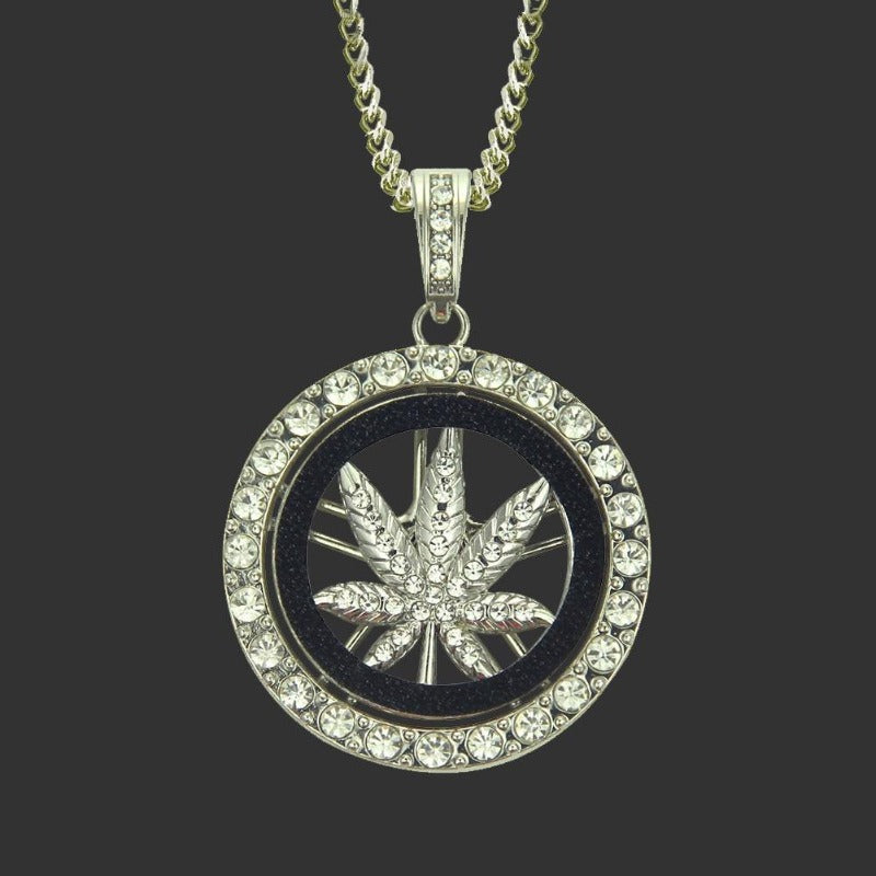 Collier Feuille de Cannabis bling-bling | Rasta-Lion™ : Magasin Rasta en Ligne